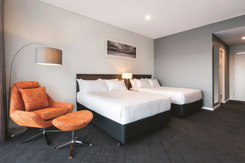 Vibe Hotel Subiaco Perth - E Caravan Parks 3