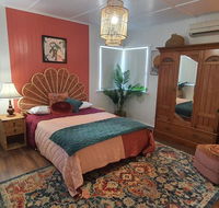 Victoria House - E Caravan Parks