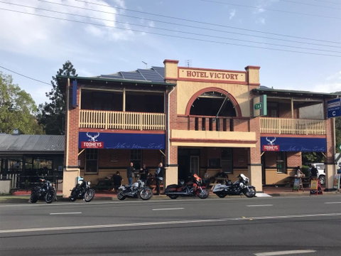 Victory Hotel Mooball - E Caravan Parks 1