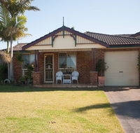 Views to Yaccaba Headland - E Caravan Parks