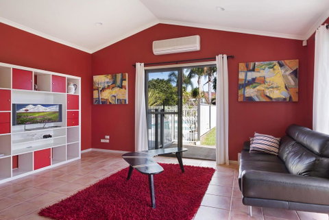 Village Drive 31 Ulladulla - E Caravan Parks 1