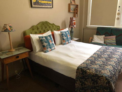 Vine Valley Inn - E Caravan Parks 3