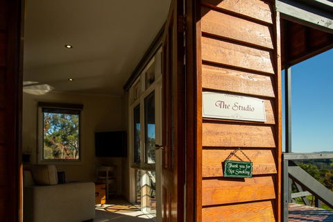 Vivere Retreat - E Caravan Parks 2