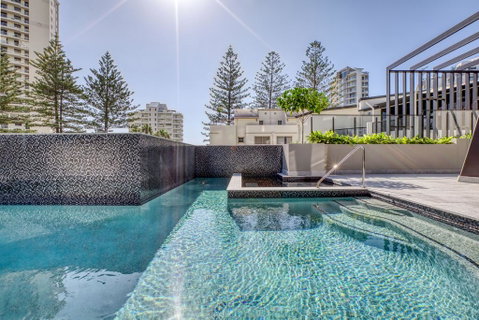 Vue Broadbeach - E Caravan Parks 2