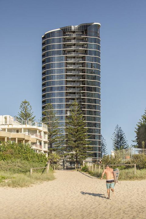 Vue Broadbeach - E Caravan Parks 3