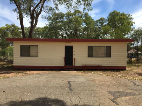 Wagon Wheel Motel & Units - E Caravan Parks 1