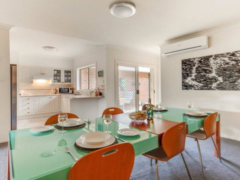 Walling-Clifton Gardens - Backing Onto Golf Course - E Caravan Parks 3