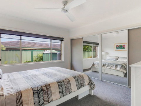 Walling-Clifton Gardens - Backing Onto Golf Course - E Caravan Parks 1