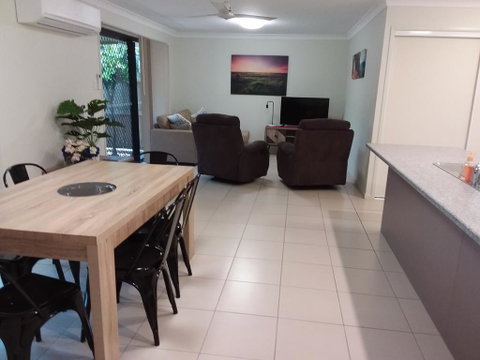 Waratah And Wattle Apartments - E Caravan Parks 0