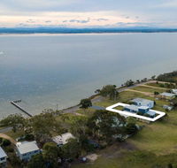 Waterfront Sanctuary - Raymond Island Getaway - E Caravan Parks