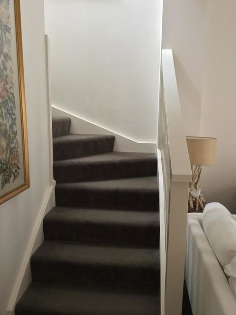 Redruth Cottage - E Caravan Parks 2