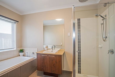 Nautical Rise Torquay - E Caravan Parks 20