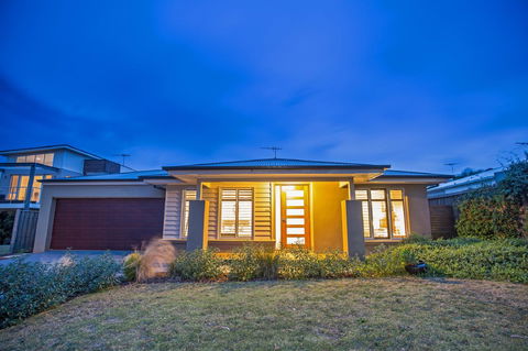 Nautical Rise Torquay - E Caravan Parks 2