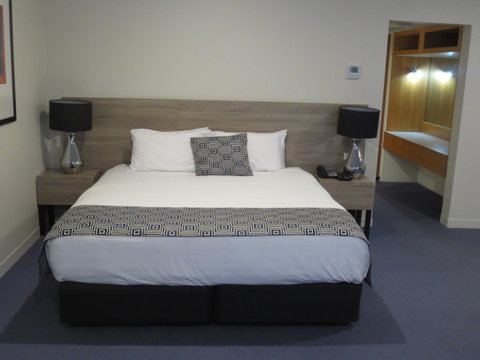 The Dingley Hotel - E Caravan Parks 41