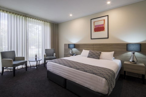 The Dingley Hotel - E Caravan Parks 32