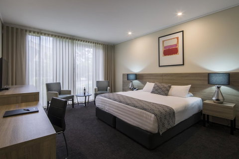 The Dingley Hotel - E Caravan Parks 34