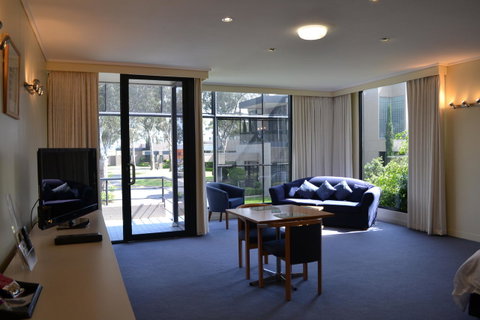 The Dingley Hotel - E Caravan Parks 37