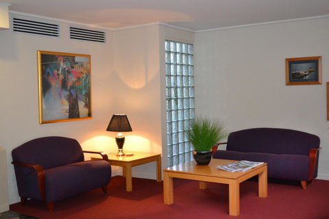 The Dingley Hotel - E Caravan Parks 39