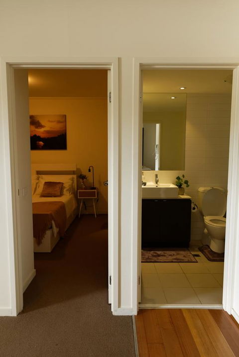 Primrose Apartment Glen Waverley - E Caravan Parks 6