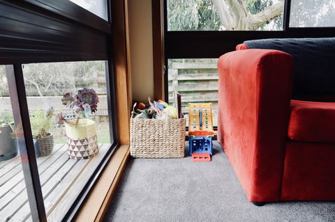 Red Ceder Cottage - Great Ocean Road - Port Campbell - E Caravan Parks 18