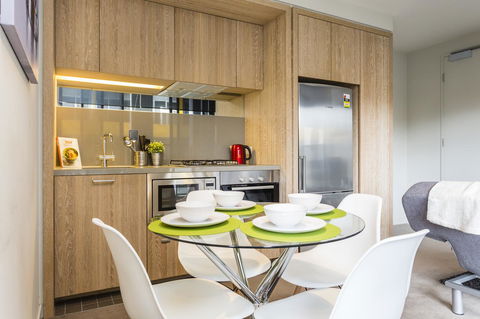 Complete Host 50 Claremont St Apartments - E Caravan Parks 13