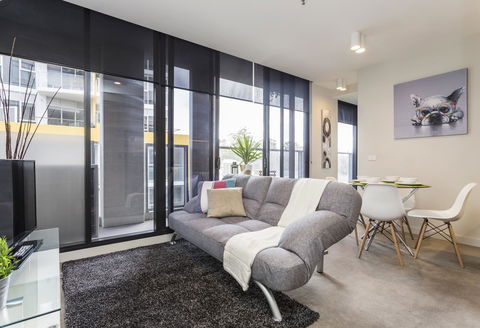Complete Host 50 Claremont St Apartments - E Caravan Parks 11