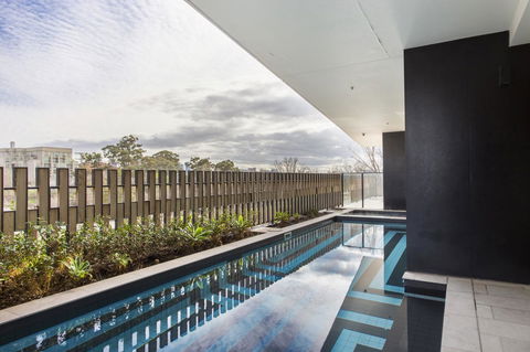 Complete Host 50 Claremont St Apartments - E Caravan Parks 2