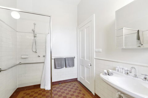 The Riversleigh - E Caravan Parks 7