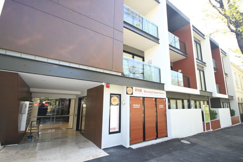 RNR Serviced Apartments North Melbourne - E Caravan Parks 5