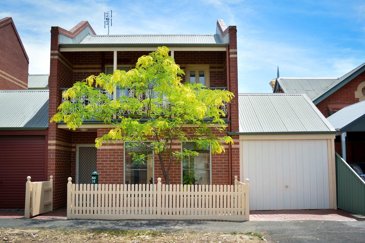 Quarry Hill VIC E Caravan Parks