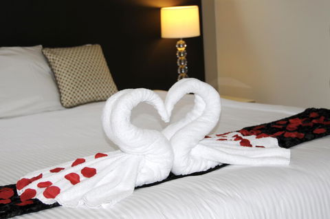 Quality Hotel Point Cook - E Caravan Parks 39