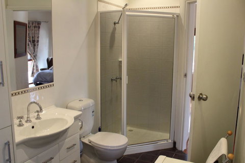 Australian Home Away @ Wonga Park Brushy Creek - E Caravan Parks 4