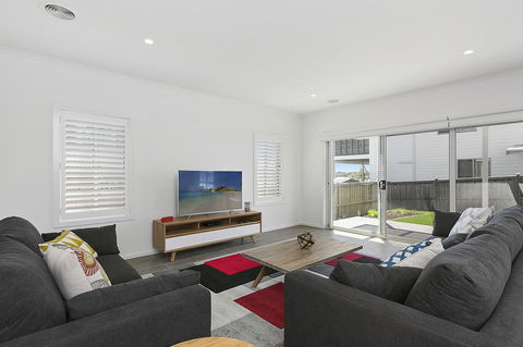 Tidal Changes - Rejuvenate Stays - E Caravan Parks 3