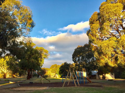 Grampians Pomonal Cottages - E Caravan Parks 22
