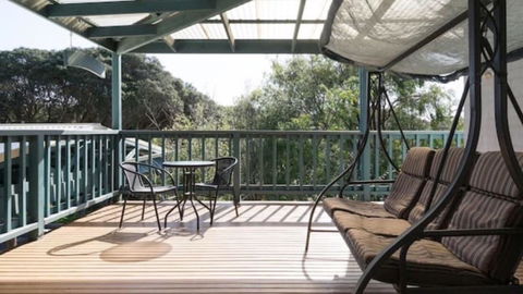 Nest On A Crest - E Caravan Parks 23