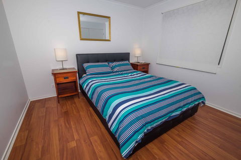 Demure Charm - E Caravan Parks 12