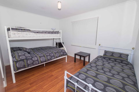 Demure Charm - E Caravan Parks 13