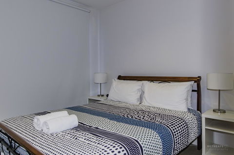 Torquay Golf Retreats - Pool, Beach, Tennis, Golf - E Caravan Parks 7