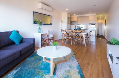 Waterfront Apt 234 Marinaquays - E Caravan Parks 7