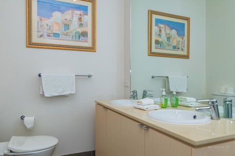 1 Sunset Place - E Caravan Parks 10