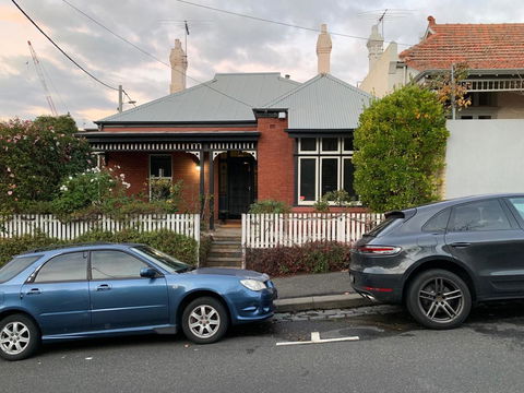 LittleStay Airlie - 2 Bedroom House - E Caravan Parks 1
