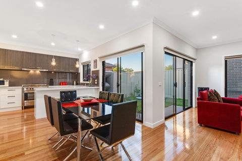 Biggs Villas Melbourne - E Caravan Parks 2