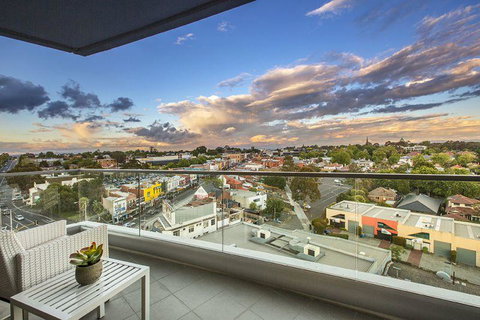 Clara Q Apartments - E Caravan Parks 9