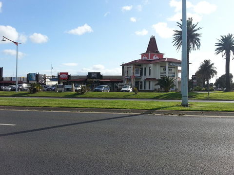Torquay Timeout - E Caravan Parks 23