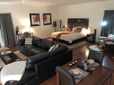 Minni Gums - E Caravan Parks 0