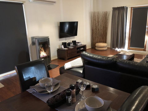 Minni Gums - E Caravan Parks 20