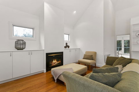 Perfect Blairgowrie Beach House - E Caravan Parks 5