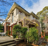 Boutique Stays - Maple On Kent Glen Iris Townhouse - E Caravan Parks