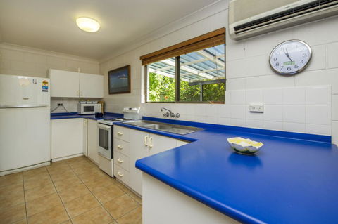 Magnetic North Apartment 1 - E Caravan Parks 6