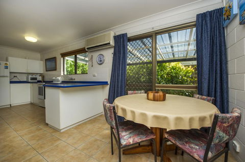 Magnetic North Apartment 1 - E Caravan Parks 5